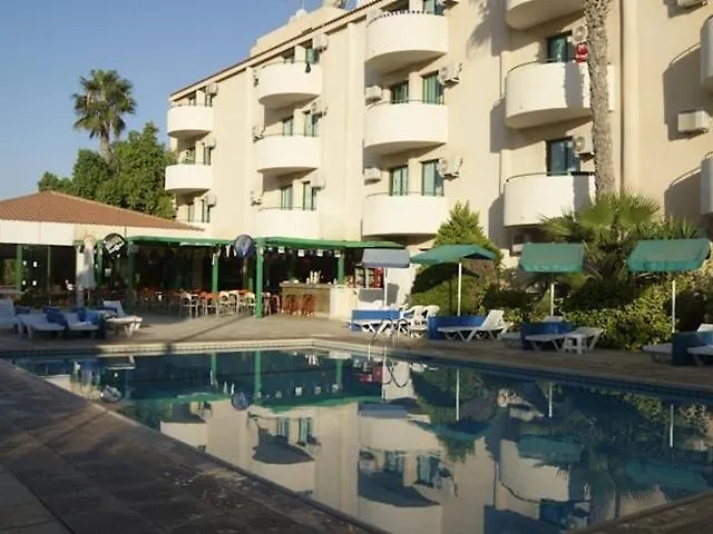 Apartmanhotel Mandalena Hotel Apartments Protarász