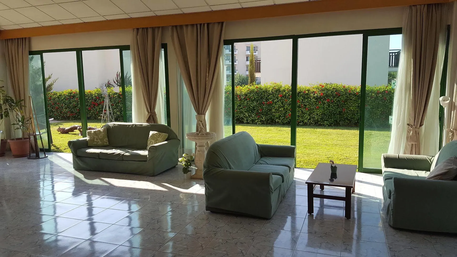 Mandalena Hotel Apartments Protaras
