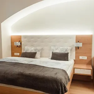 Hotel Operna Klet Ljubljana