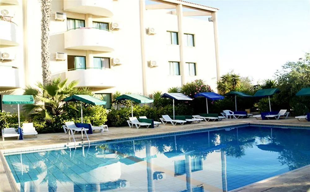 Mandalena Hotel Apartments Protaras 3*,