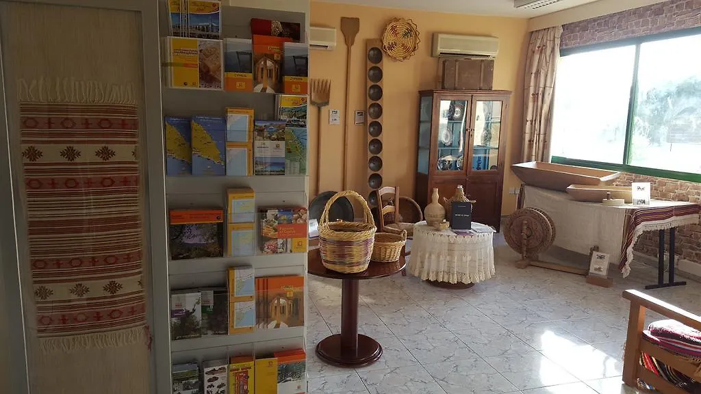 פרוטאראס Mandalena Hotel Apartments